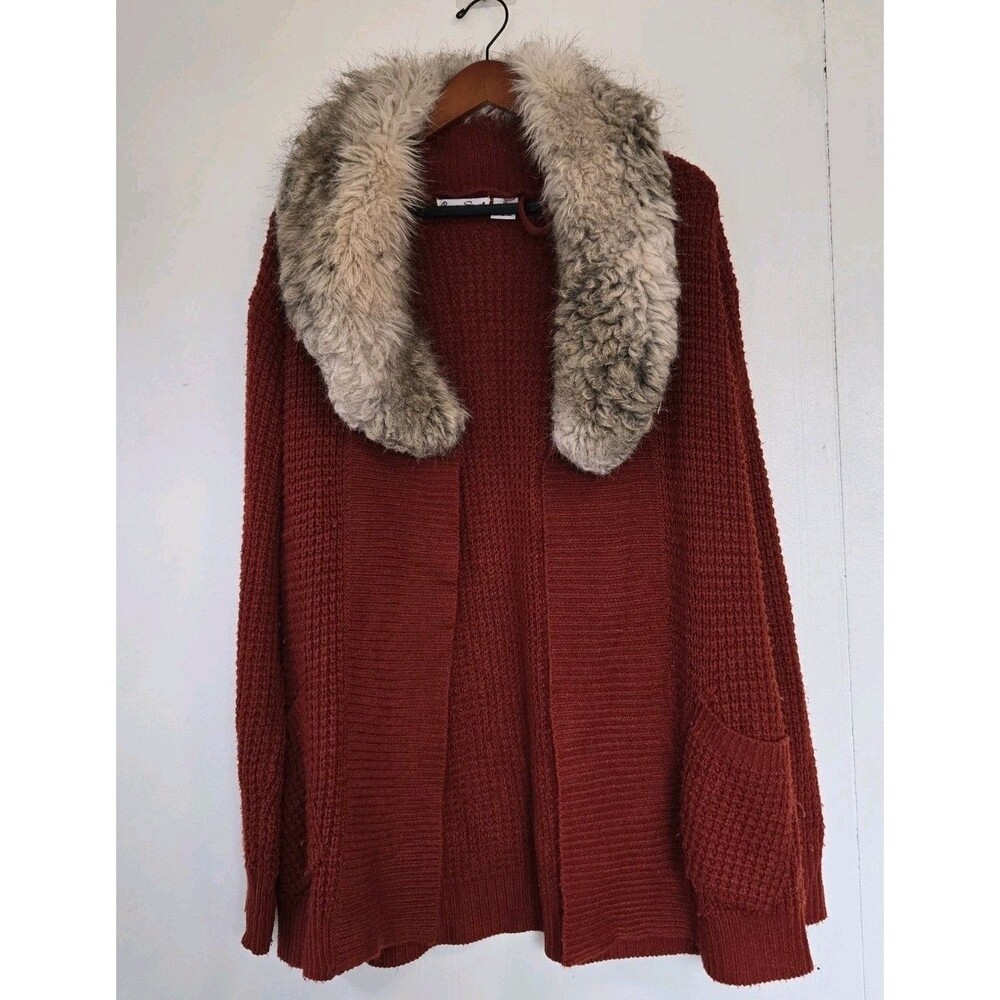 Caren Sport Cardigan Womens 1X Plus Sweater Custom Fur Collar Warm Cozy Winter